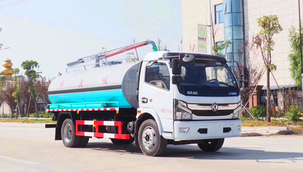 國六東風(fēng)多利卡吸糞車(9方)